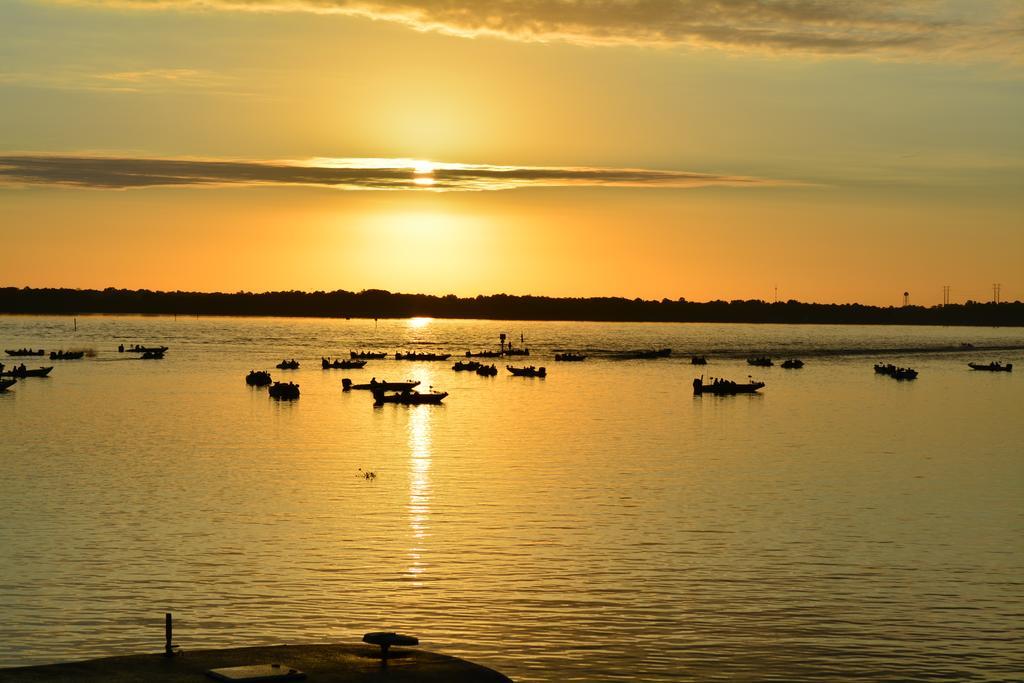 Crystal Cove Riverfront Resort Palatka Eksteriør bilde
